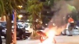 Prendió fuego su moto para evitar que se la secuestraran por falta de papeles