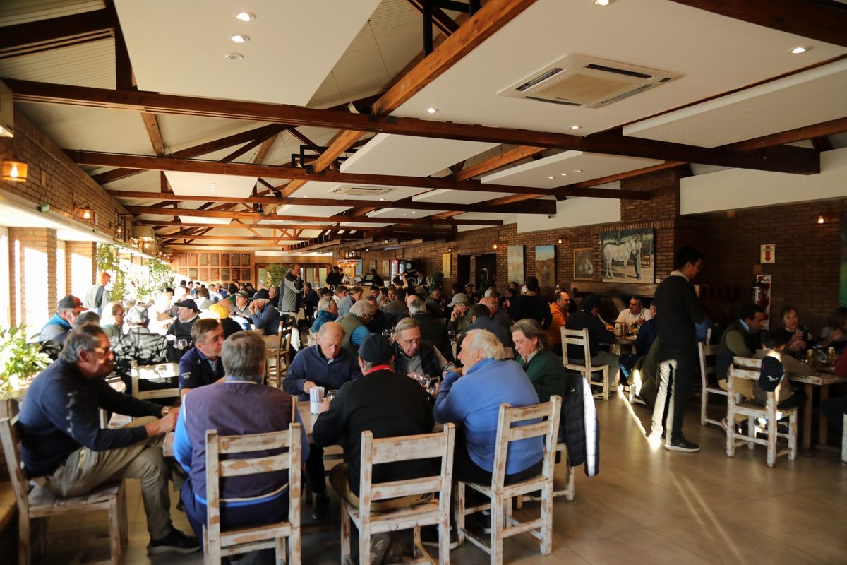 El tercer tiempo cerró un exitoso torneo solidario. El tercer tiempo cerró un exitoso torneo solidario.