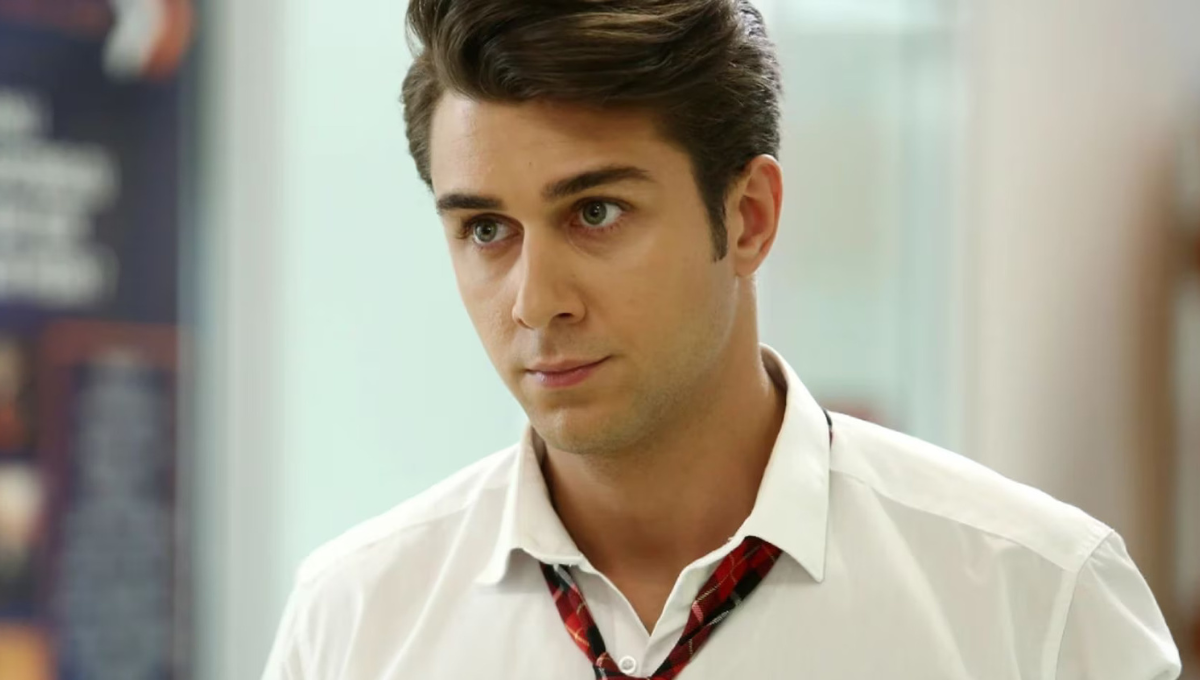 Onur Seyit Yaran, actor de Hermanos, y sus mejores fotografías de vacaciones en España.