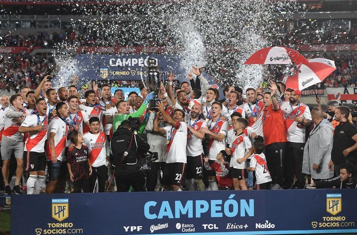 El mediocampista salió campeón de la Liga Profesional 2021 jugando como titular.