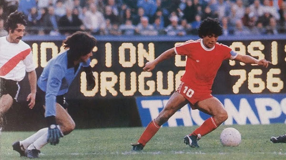 Maradona se inició en Argentinos Juniors.