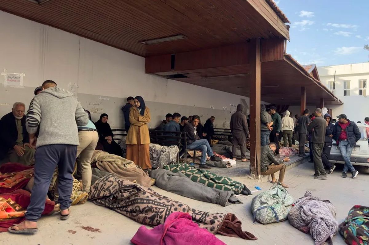 Heridos en el hospital Alahli en Ciudad de Gaza, al norte de la Franja, tras los bombardeos de Israel. Crédito: EFE/ Ahmad Awad. Heridos en el hospital Alahli en Ciudad de Gaza, al norte de la Franja, tras los bombardeos de Israel. Crédito: EFE/ Ahmad Awad.