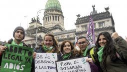 El 28 de mayo volverán a presentar el proyecto por el aborto legal y gratuito
