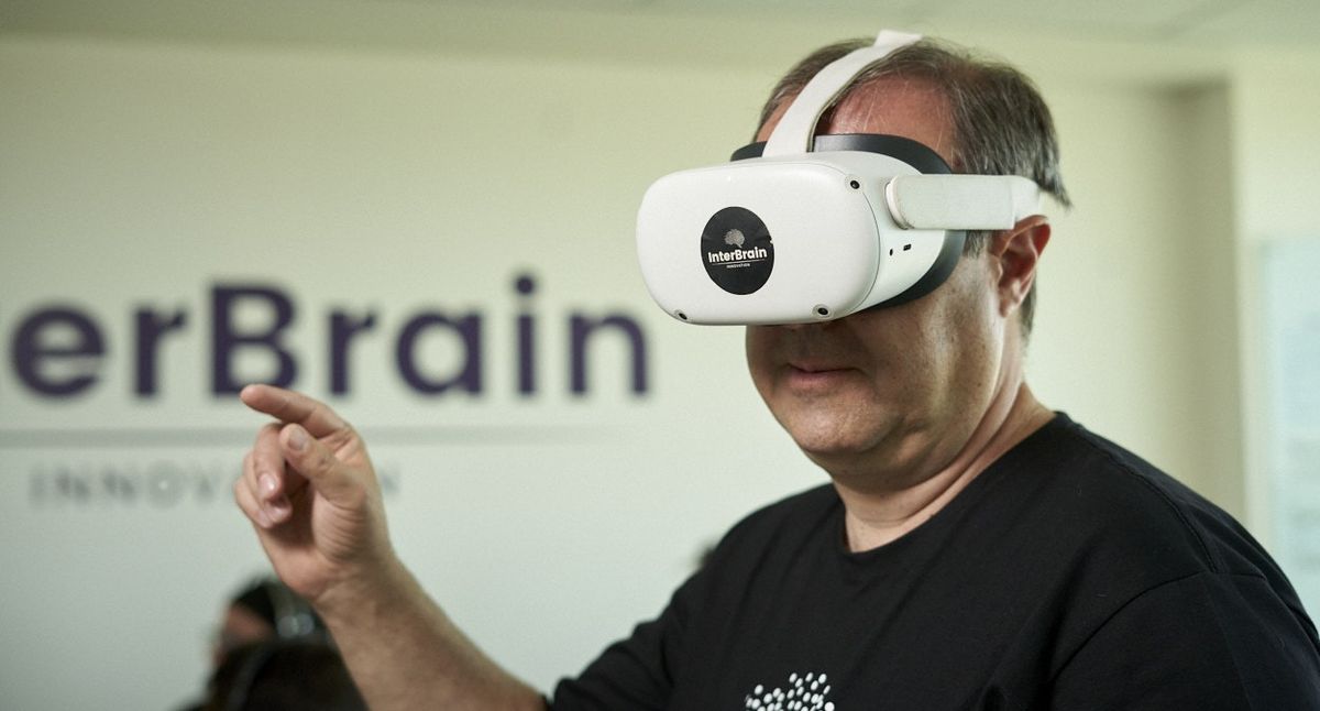 InterBrain recibió a fines de 2022 el premio de la Alianza Mundial de Servicios y Tecnología de la Información como la empresa más innovadora del mundo. InterBrain recibió a fines de 2022 el premio de la Alianza Mundial de Servicios y Tecnología de la Información como la empresa más innovadora del mundo.