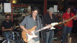 Noche de blues tradicional con Ale Bravo & The Blues Bagres