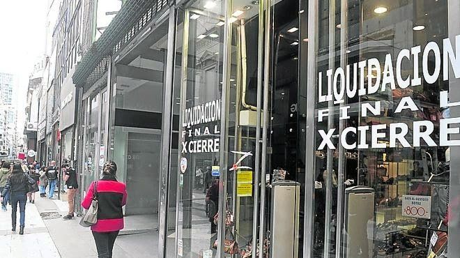 Pequeños y medianos comerciantes sostuvieron que les va muy mal por la baja en el consumo