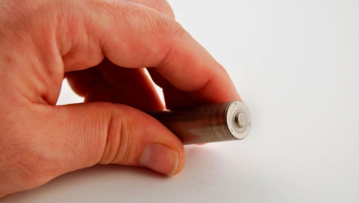 Las pilas son muy funcionales para la casa, hacen funcionar cualquier objeto Las pilas son muy funcionales para la casa, hacen funcionar cualquier objeto