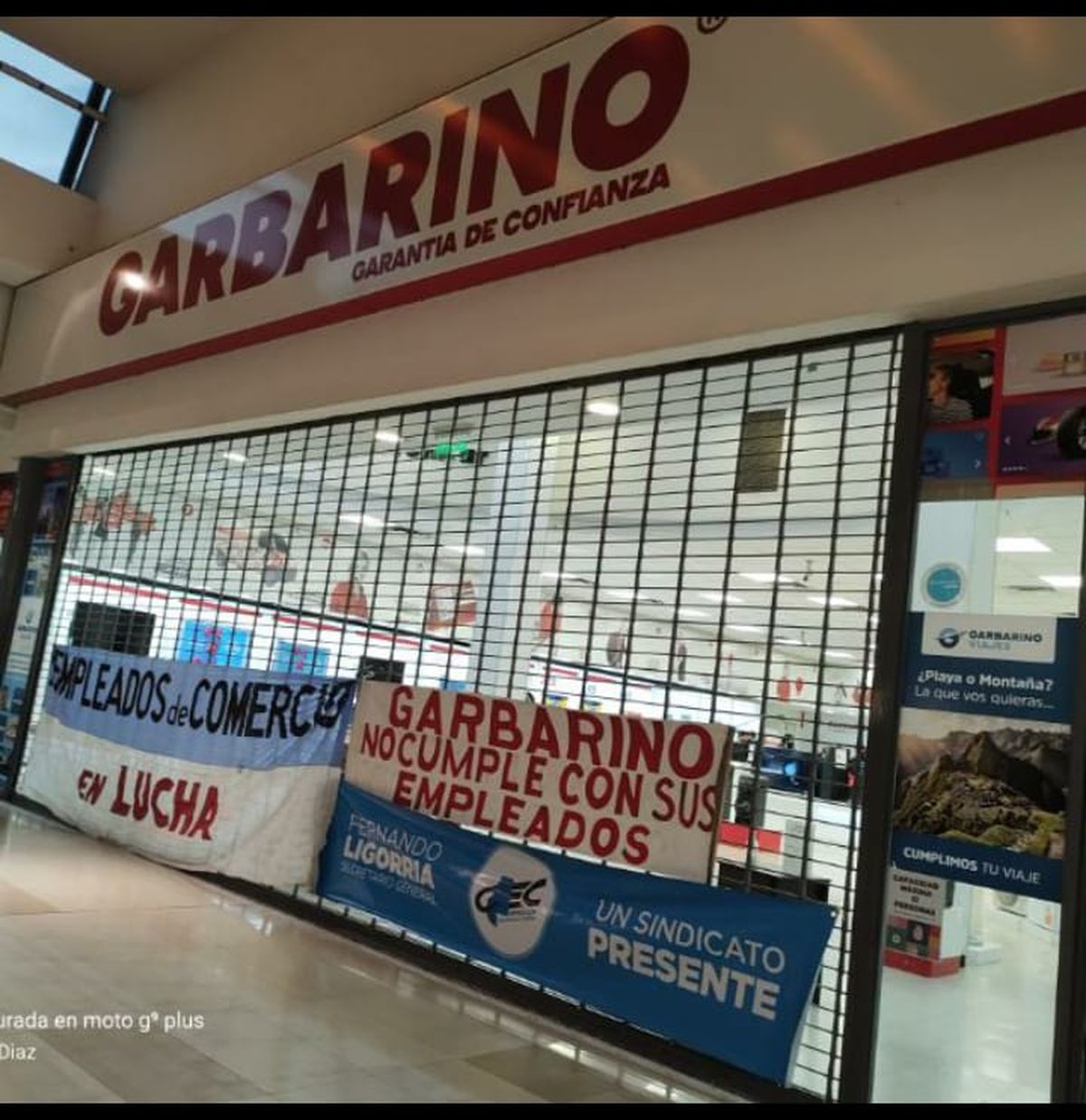La sucursal del Shopping de Garbarino, donde se vivieron momentos de tensión.
