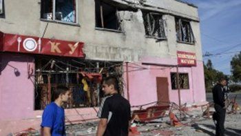 Entre acusaciones de Kiev y los separatistas prorrusos, peligra el cese del fuego en Ucrania