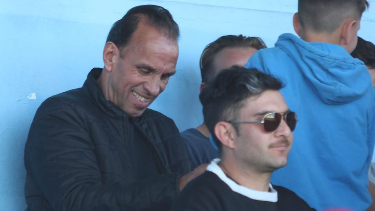 El Mono Navarro Montoya engalanó la tarde del domingo en cancha de Gutiérrez Sport Club. El Mono Navarro Montoya engalanó la tarde del domingo en cancha de Gutiérrez Sport Club.