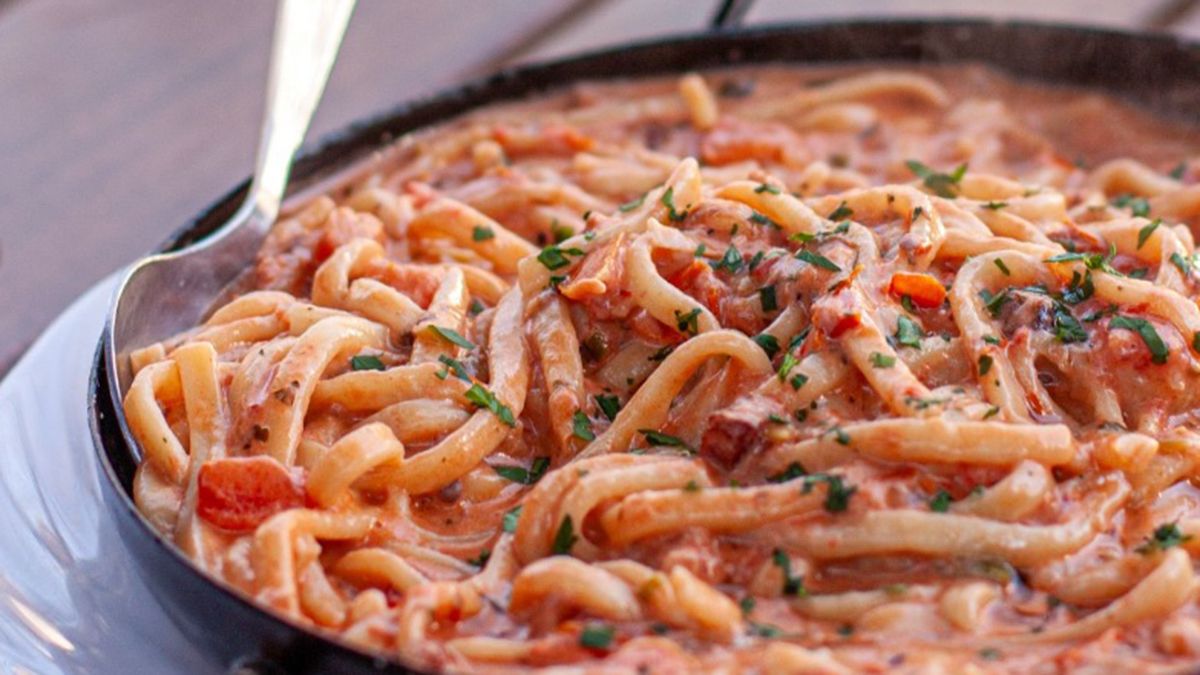 Los tradicionales bodegones de Buenos Aires ofrecerán pastas para compartir a un precio muy conveniente Los tradicionales bodegones de Buenos Aires ofrecerán pastas para compartir a un precio muy conveniente