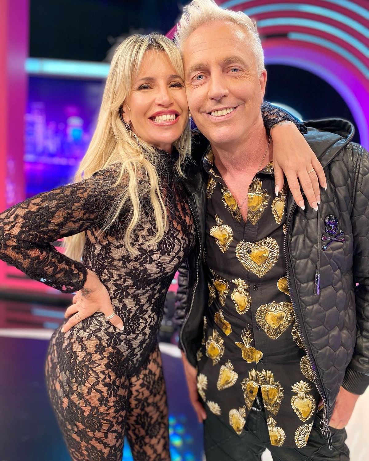 Florencia Peña apareció con un jumpsuit transparente en TV.
