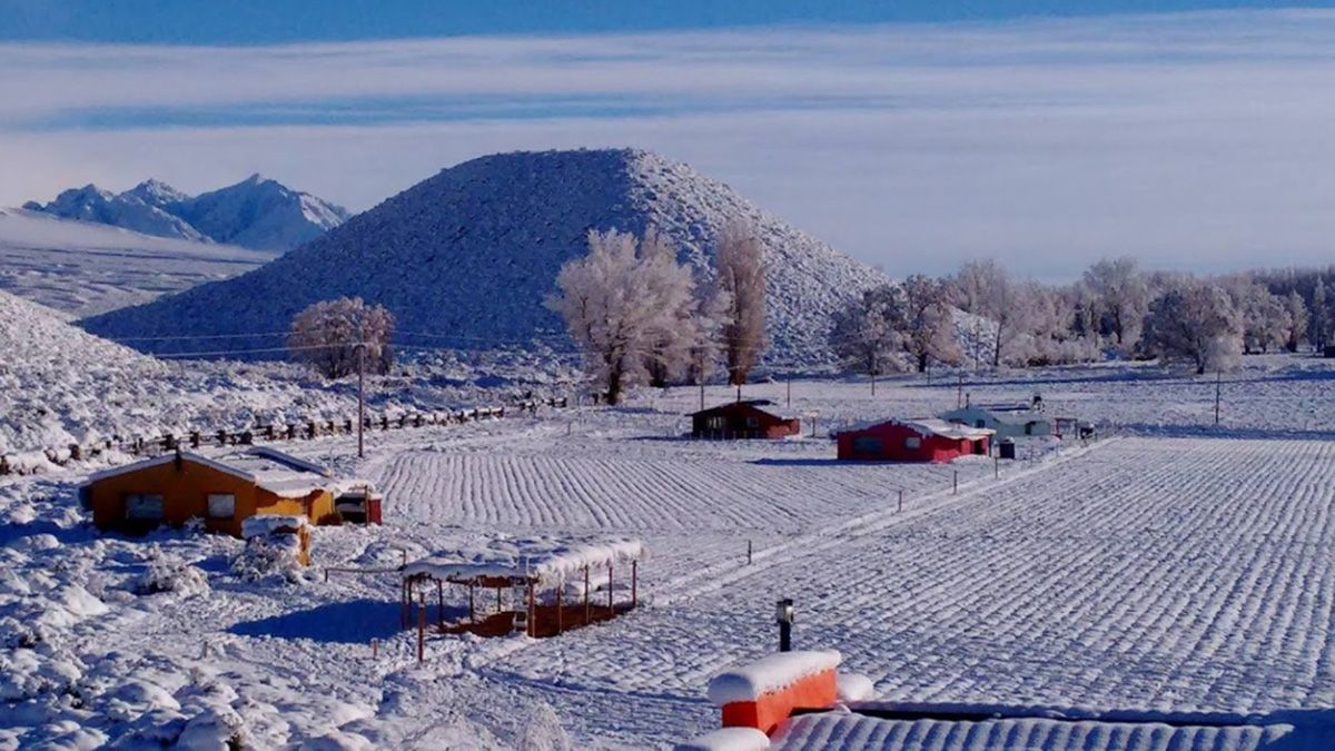 Los ladrones ingresaron al complejo de cabañas, en Uspallata, y se llevaron 50.000 dólares que el propietario guardaba en una mesa de luz