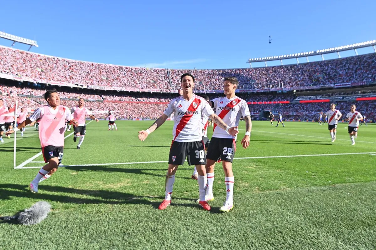 En el &uacute;ltimo Supercl&aacute;sico en el Monumental gan&oacute; River 2 a 1 con el hist&oacute;rico gol de Franco Mastantuono.