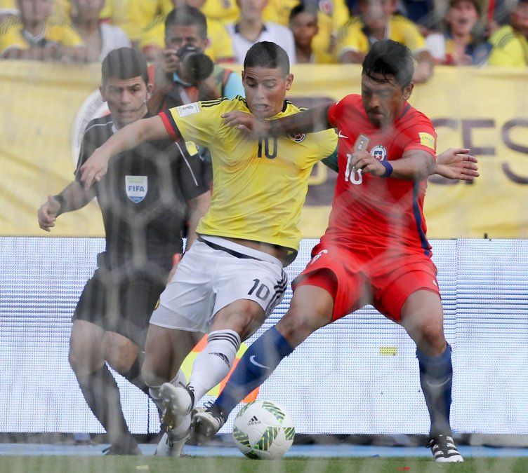 Mirá en vivo: en un partido que promete, Colombia recibe a Chile