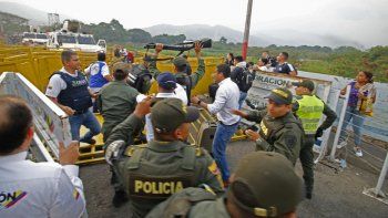 Militares venezolanos desertaron y buscaron refugio en Colombia