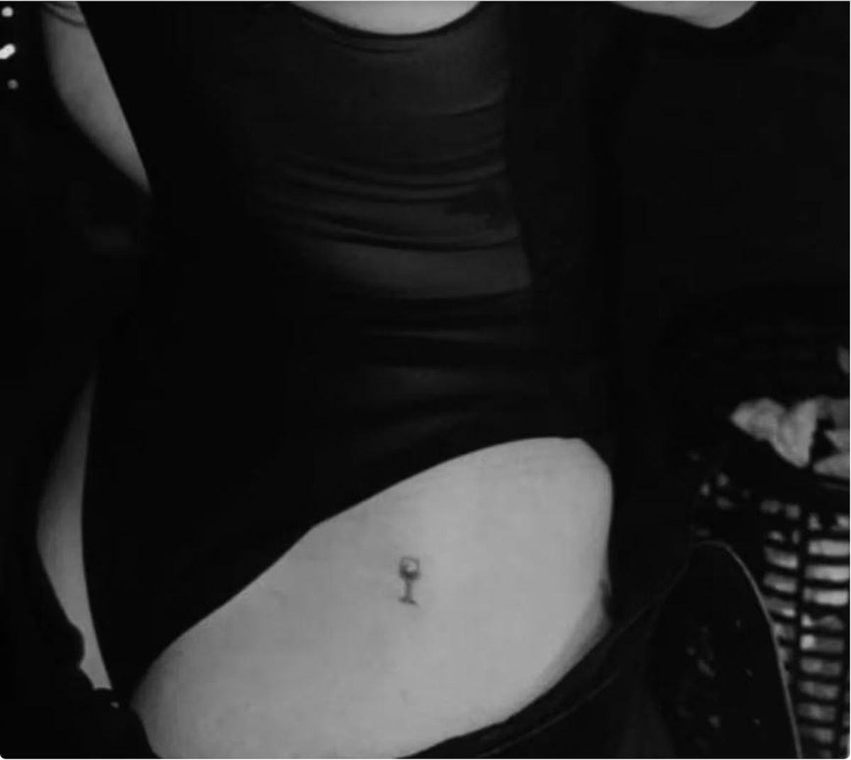 ¿Dónde se tatuó? Lali se tatuó una zona íntima y lo mostró en las redes. ¿Dónde se tatuó? Lali se tatuó una zona íntima y lo mostró en las redes.