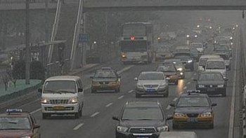 Nueva Delhi prohibió la venta de autos Diesel
