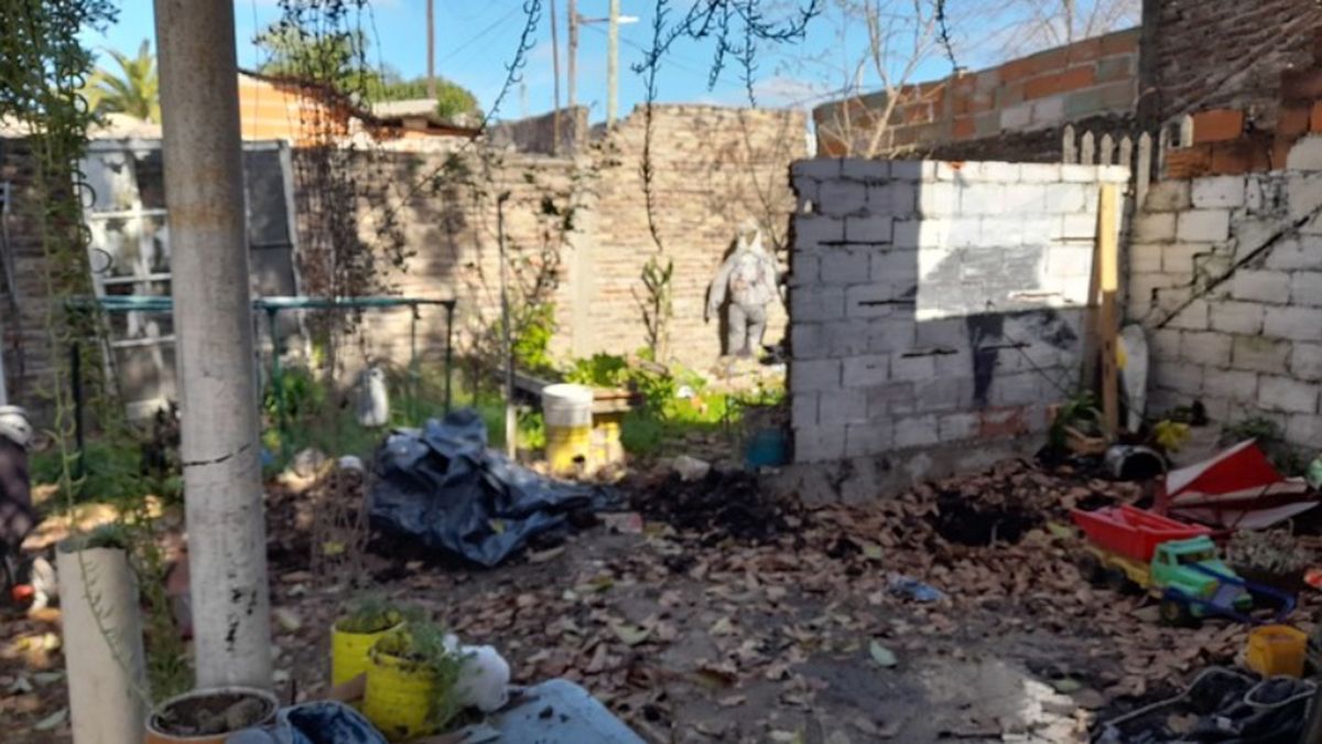 La casa ubicada en Florencio Varela, donde fueron asesinadas Morena, Brenda y Lara, en setiembre del año pasado. La casa ubicada en Florencio Varela, donde fueron asesinadas Morena, Brenda y Lara, en setiembre del año pasado.