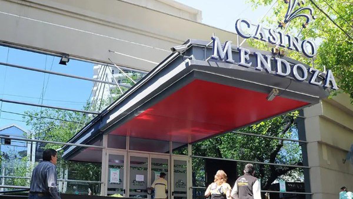 Trabajadores del Instituto de Juegos y Casinos tendrán un aumento de 10% en tres tramos.