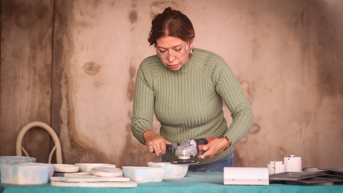 Su pasión por las manualidades comenzó hace 15 años. Su pasión por las manualidades comenzó hace 15 años.