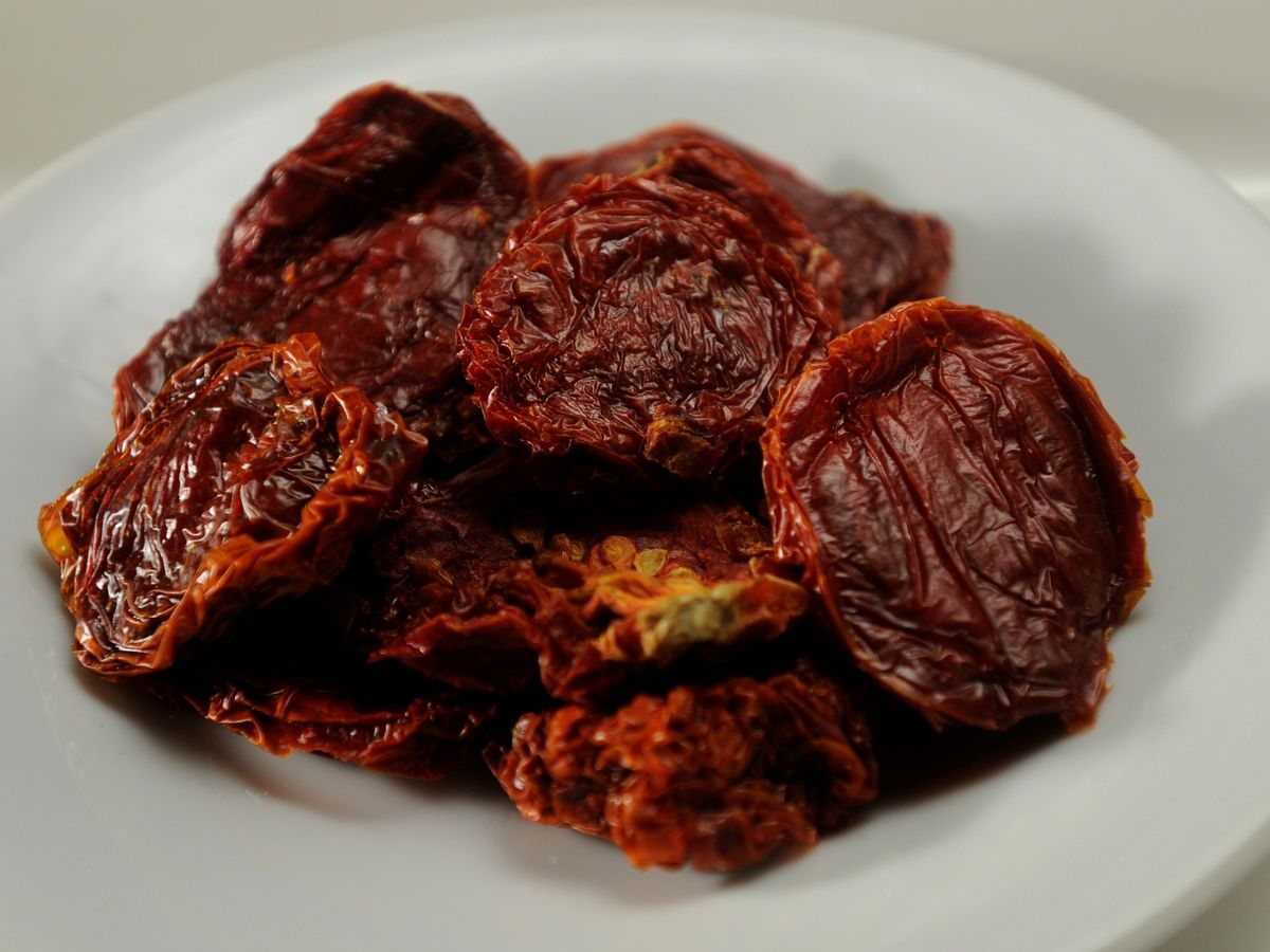 Tomates secos. Tomates secos.