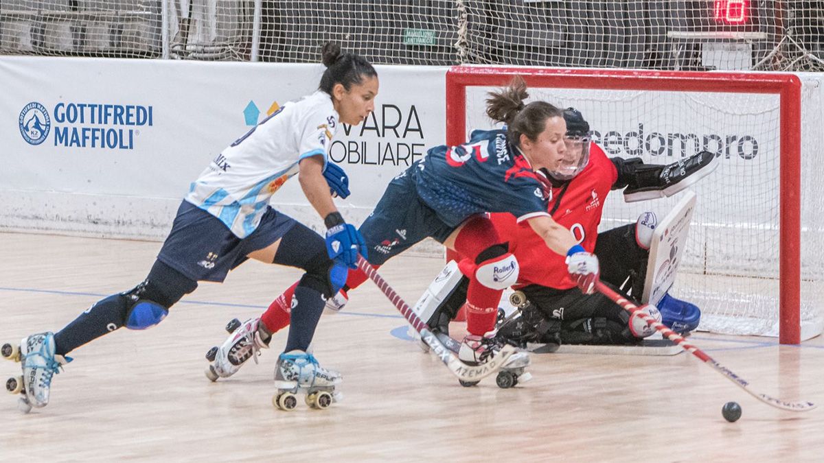 La mendocina Adriana Soto anotó un gol en el triunfazo de Argentina ante Francia.