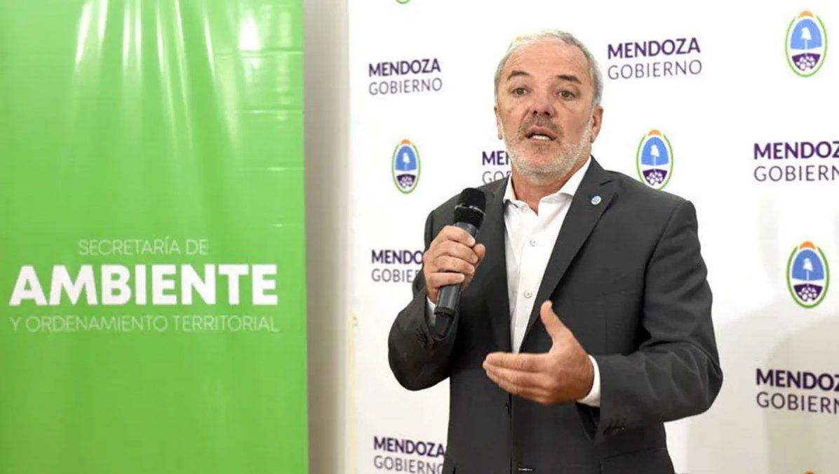 El secretario de Ambiente, Humberto Mingorance, indicó por sus redes sociales que sometió a un hisopado y resultó positivo para coronavirus.&nbsp;