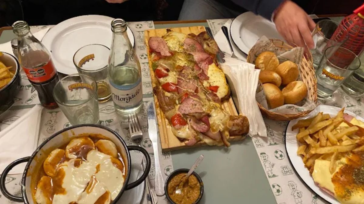 El bodegón que tiene un plato dedicado a las madres de Messi y Maradona