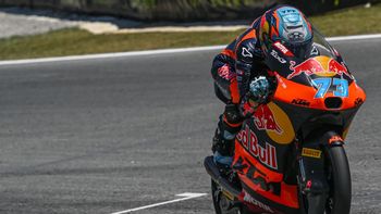 Valentín Perrone largará desde la pole de Moto3 y Marco Morelli desde el 5° lugar en Cataluña Valentín Perrone largará desde la pole de Moto3 y Marco Morelli desde el 5° lugar en Cataluña