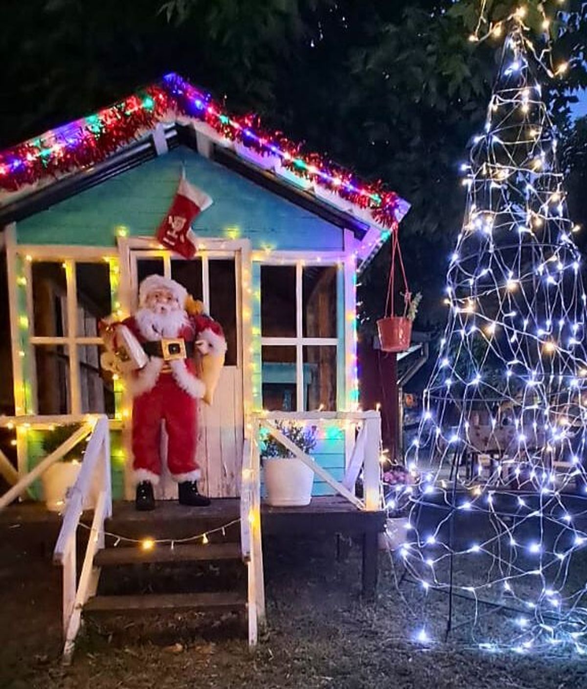 En la finca de los Basualdo la Navidad se respira desde el primer día de diciembre. En la finca de los Basualdo la Navidad se respira desde el primer día de diciembre.