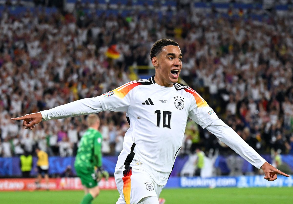 Alemania pasó de ronda como local.