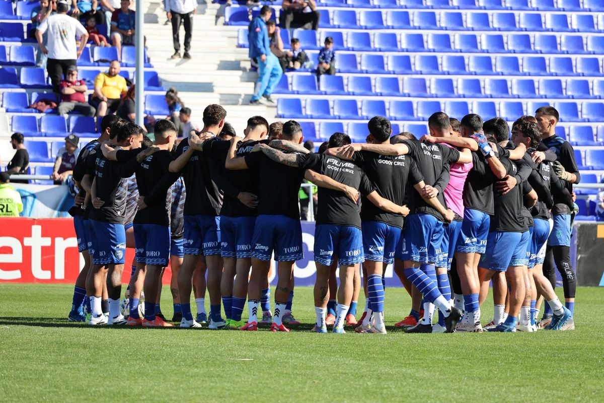Godoy Cruz jugará este lunes un partido clave ante Platense para sumar en la tabla anual.