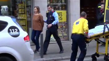 Detienen a una mujer que  ahogó a su hija de 10 años en una bañera
