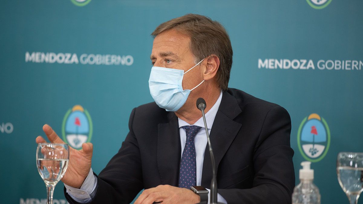 En pocos días, a principios de diciembre, el gobernador Rodolfo Suarez necesitará la asistencia financiera de la Nación para pagar los aguinaldos a los empleados públicos.