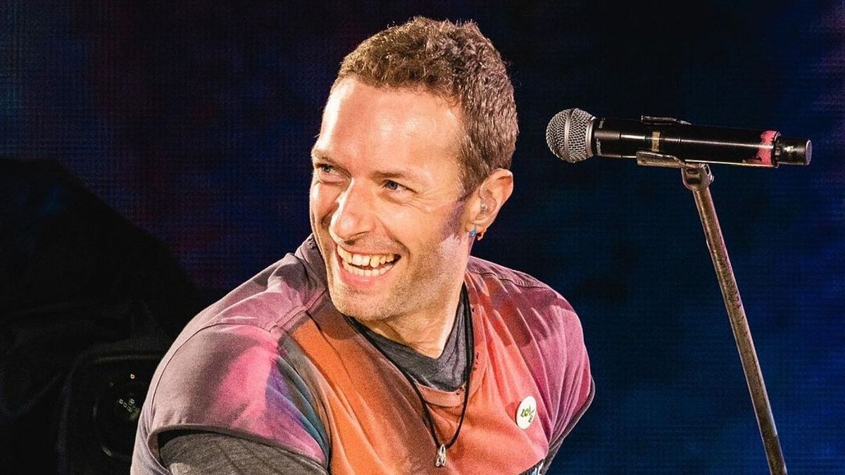 Acosadora. Chris Martin presentó una orden de restricción contra una fanática.