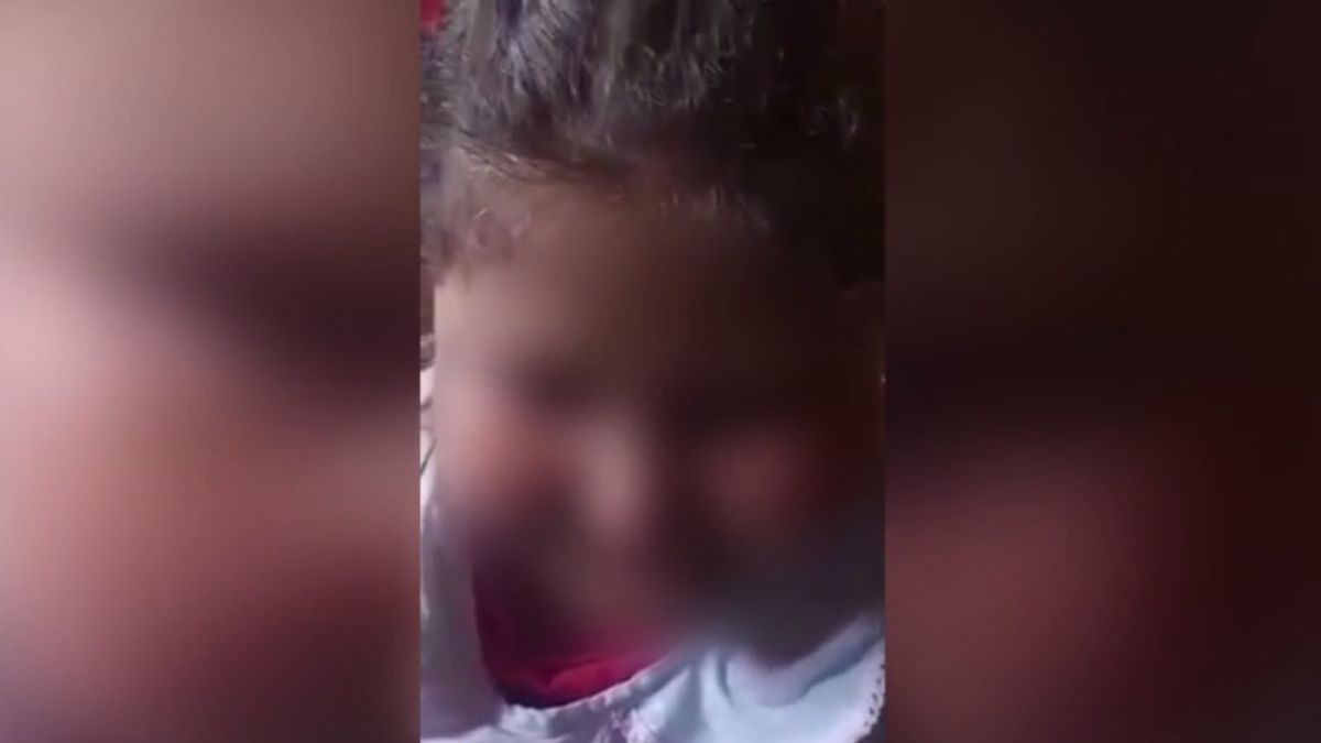 La pequeña contó en un video que se hizo viral el bullying que sufre en la escuela por parte de sus compañeros, quienes se burlan cruelmente de ella y en forma permanente por su gordura.