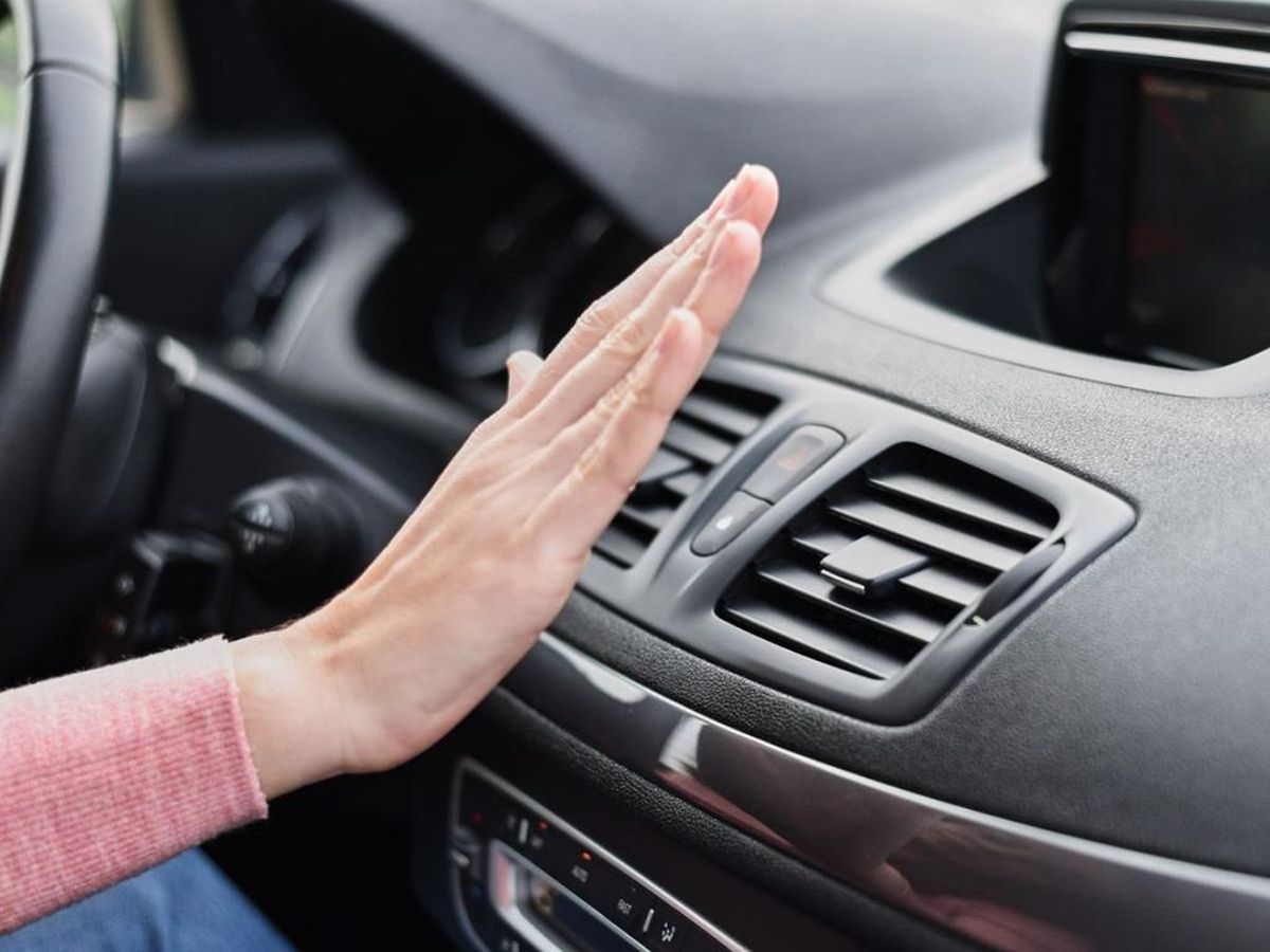 El uso inadecuado del aire acondicionado puede provocar un gasto innecesario en el combustible. El uso inadecuado del aire acondicionado puede provocar un gasto innecesario en el combustible. 