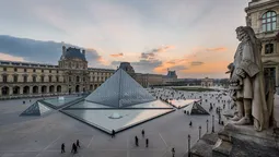 El Louvre será renovado para comodidad de quienes quieren ver esta famosísima obra de arte. Imagen: Louvre