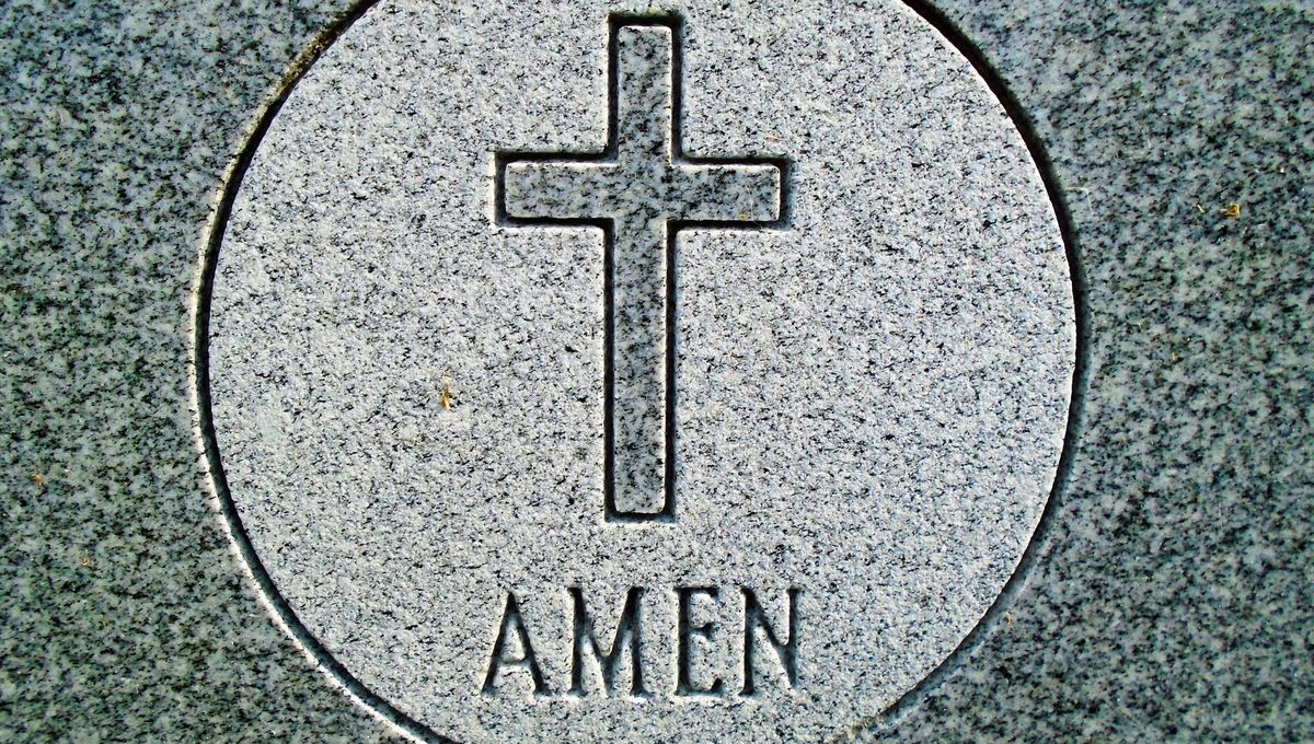 ¿Por qué las personas suelen decir Amén al terminar de rezar una oración?