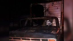 Prendieron fuego la camioneta de un verdulero que dio positivo de coronavirus