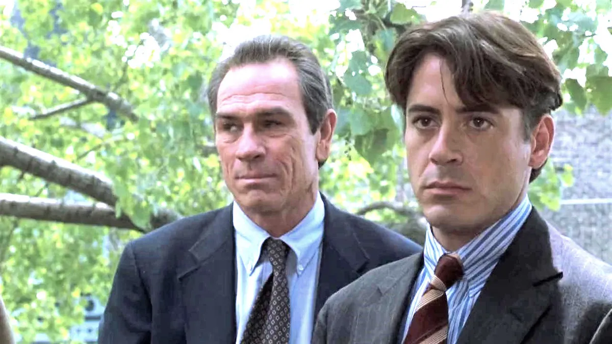 Robert Downey Jr, Tommy Lee Jones y Wesley Snipes protagonizan esta película Robert Downey Jr, Tommy Lee Jones y Wesley Snipes protagonizan esta película