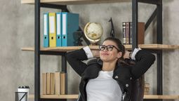 un debate que crece en el mundo: vivir mejor trabajando menos