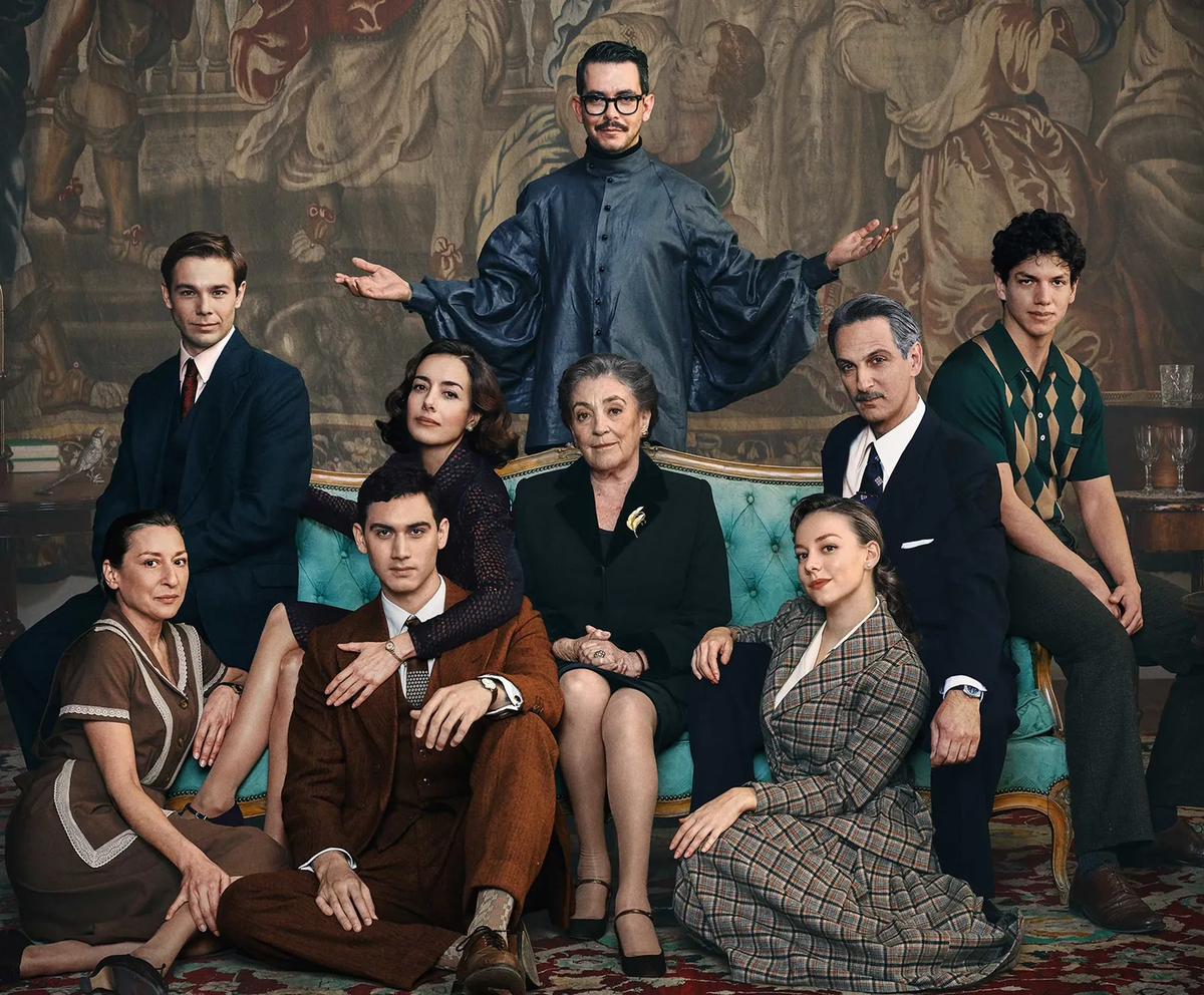 Alguien tiene que morir es una miniserie de 3 episodios protagonizada por Ester Expósito que paraliza Netflix. Alguien tiene que morir es una miniserie de 3 episodios protagonizada por Ester Expósito que paraliza Netflix.