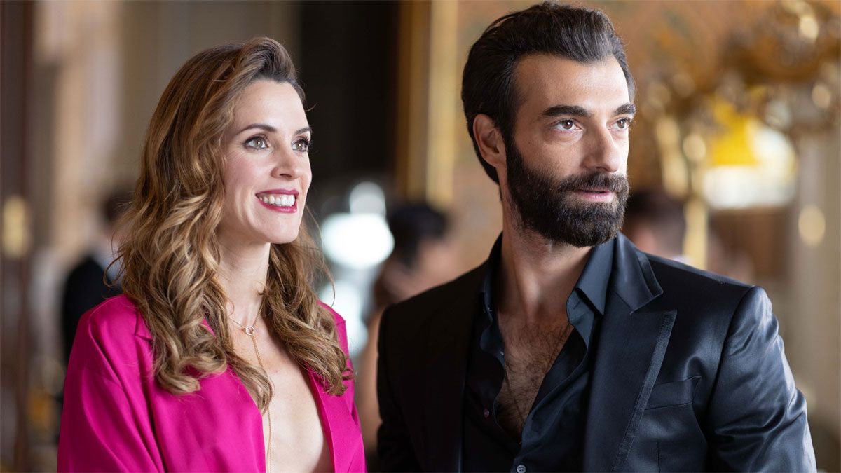 Maggie Civantos e Ilker Kaleli son los protagonistas principales de esta serie de Netflix, estrenada en la plataforma en junio de 2024.