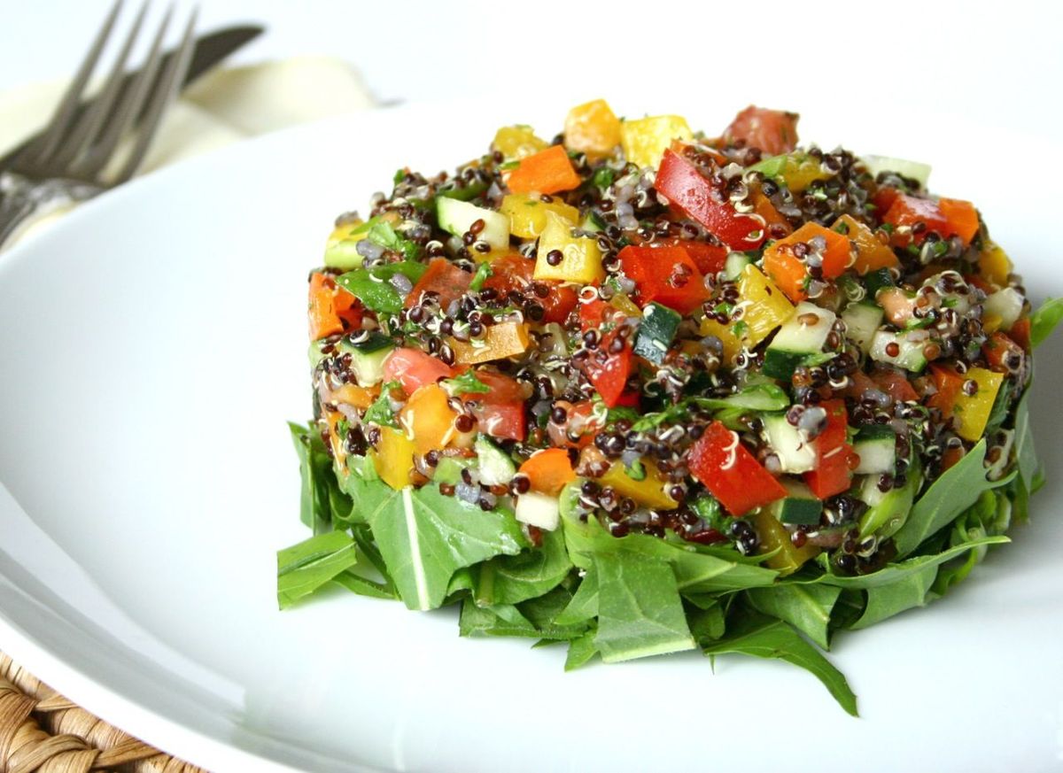 Alimentación saludable: beneficios de las semillas de chía y cómo consumirlas. Alimentación saludable: beneficios de las semillas de chía y cómo consumirlas.