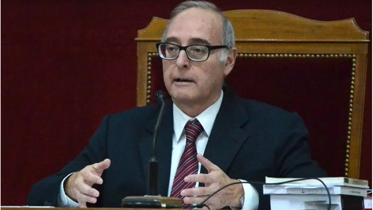 Renunció para jubilarse el polémico juez penal Rafael Escot, tras 38 años de carrera