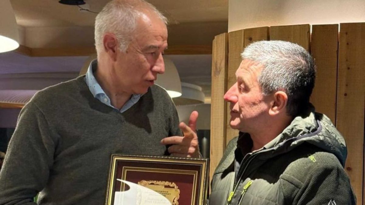 Joan Viladomat recibió un nuevo reconocimiento de AADIDESS en Andorra