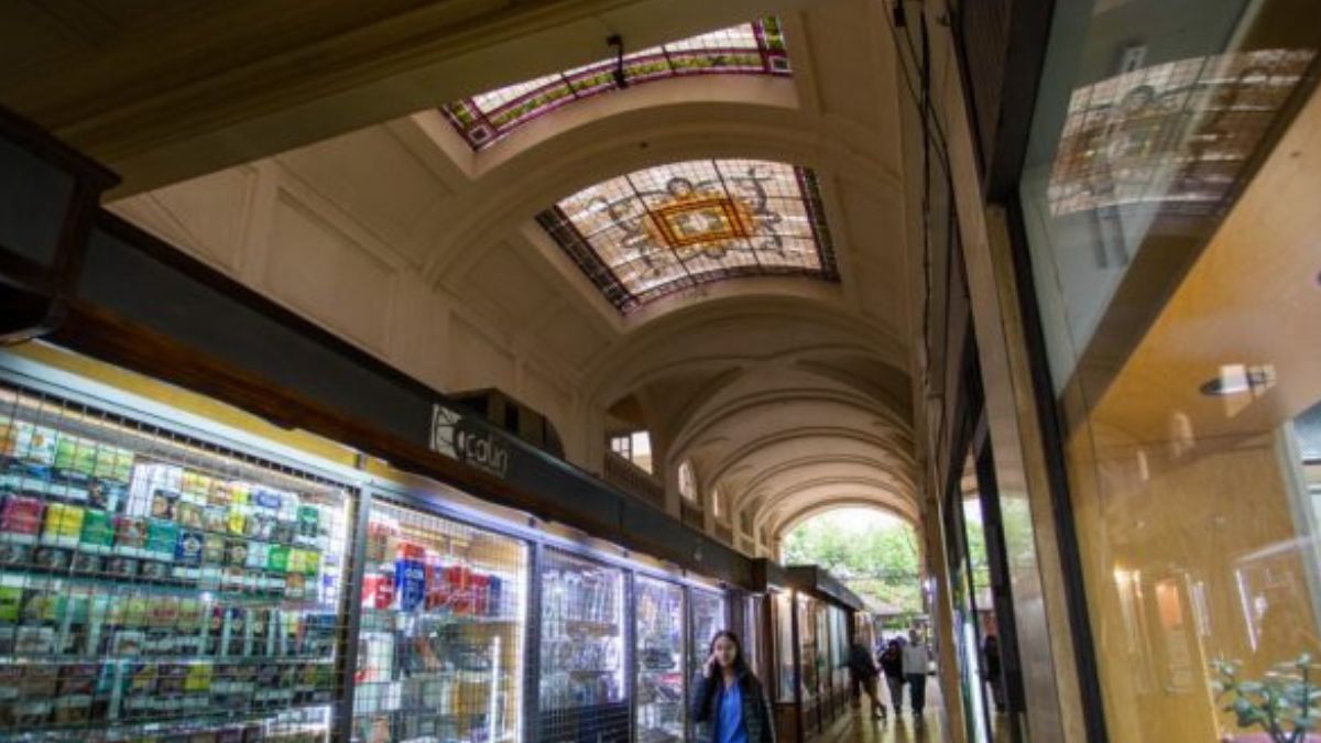 Los vitrales del Pasaje San Martín, una de las obras más representativas del centro de la Ciudad de Mendoza