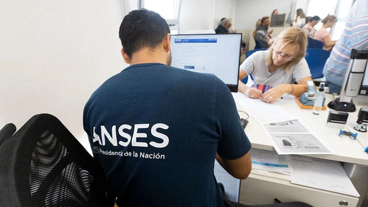 ANSES: Cuánto Será El AUMENTO Para Jubilados Y AUH En Agosto 2024